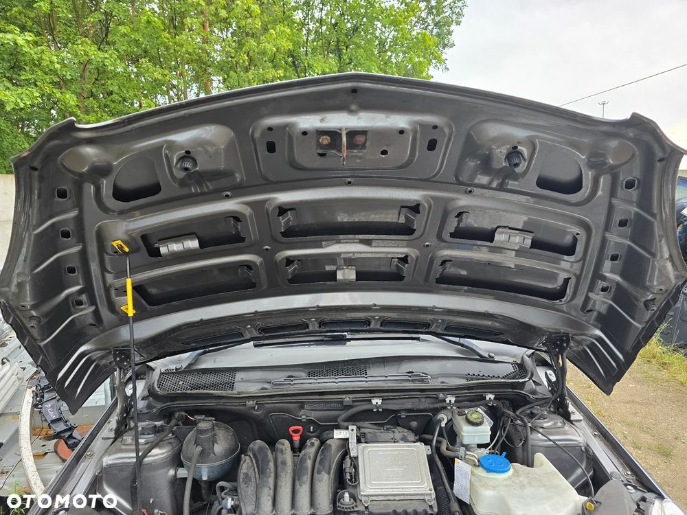 MERCEDES B KLASA W245 MASKA SILNIKA LIFT KOLOR 787 - 4
