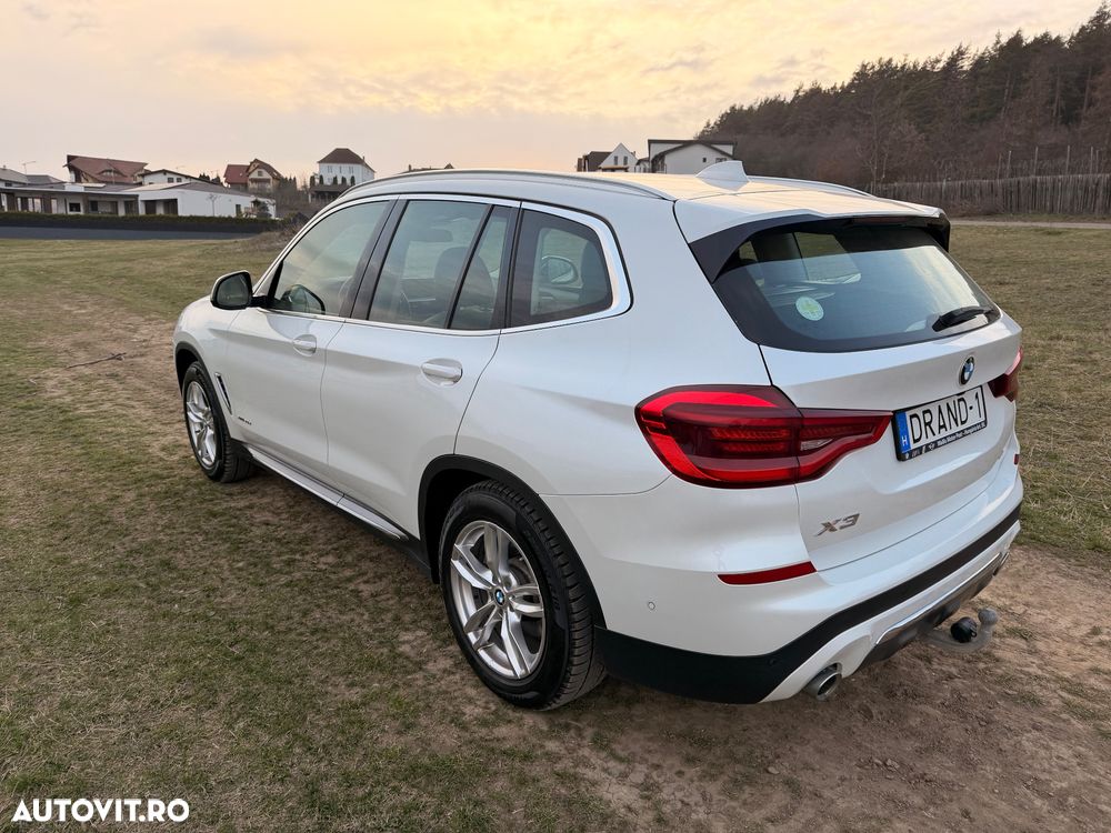 BMW X3 xDrive30d AT Luxury Line - 3