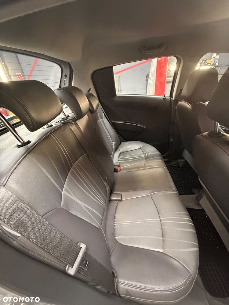 Chevrolet Spark 1.2 LS+ - 11