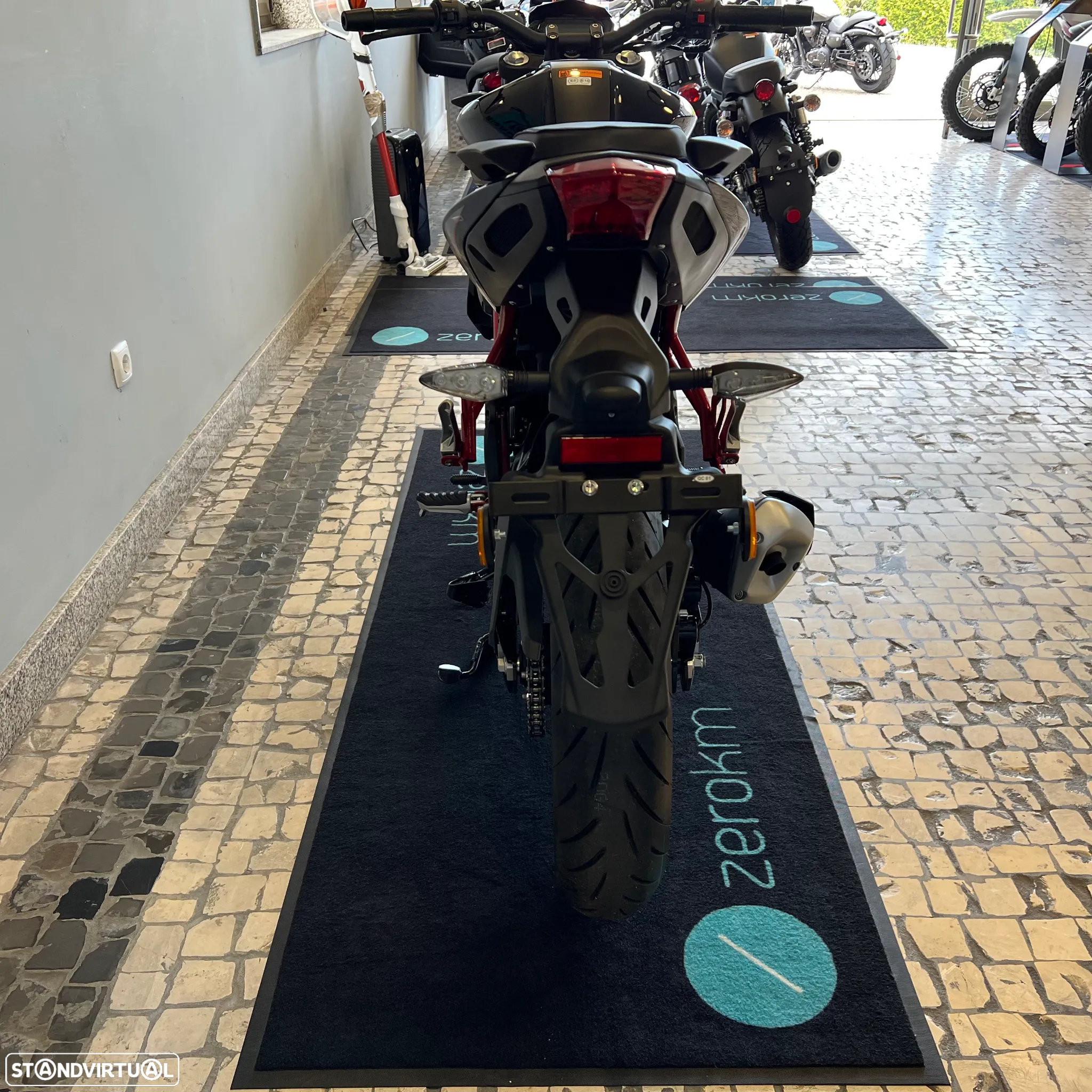Benelli BN BN 125CC - 4