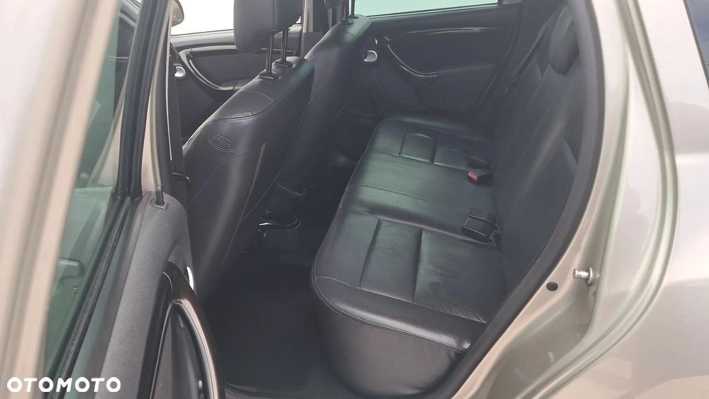 Dacia Duster dCi 90 FAP 4x2 Ambiance - 6