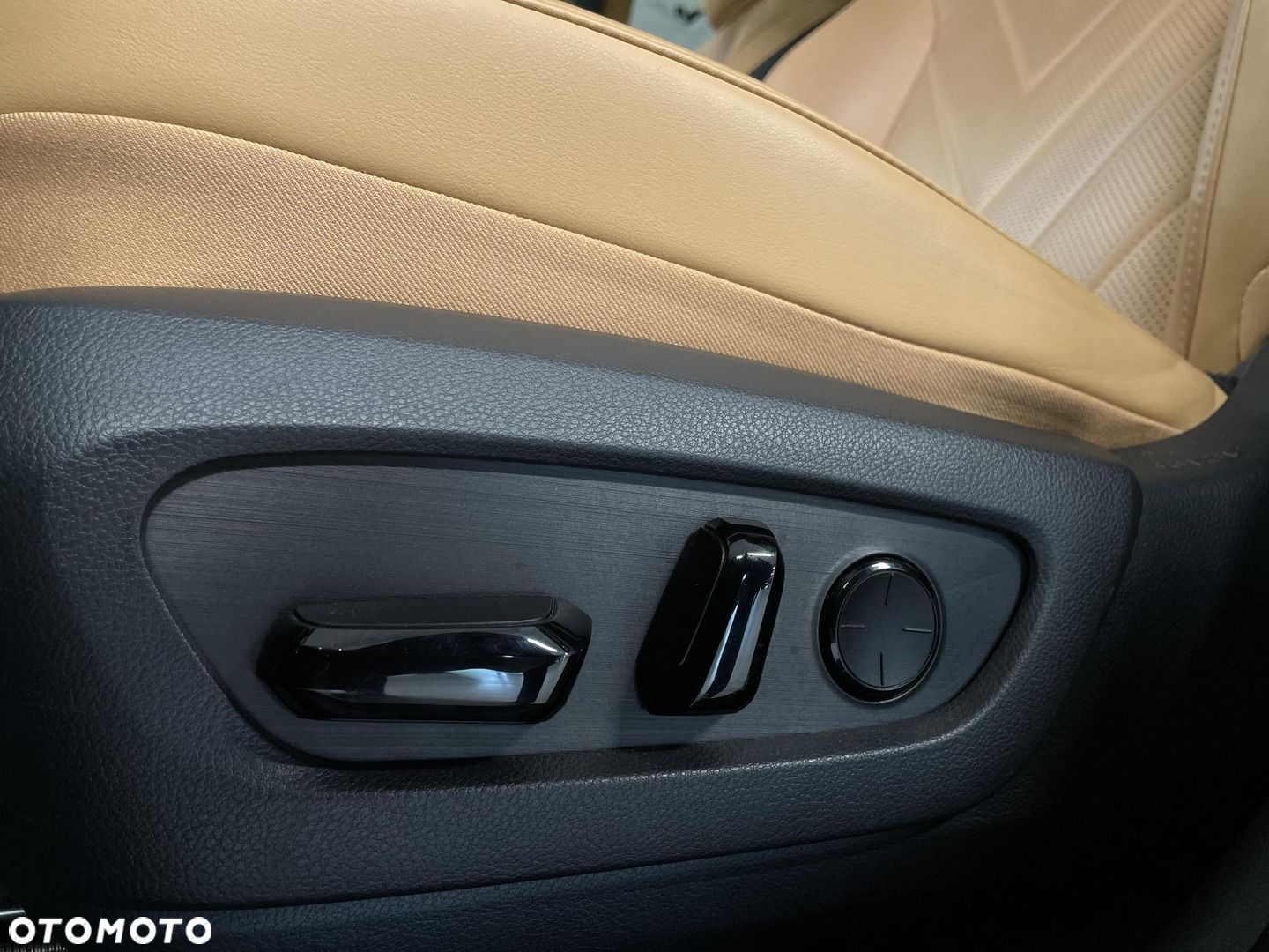 Lexus NX - 25