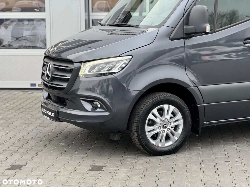 Mercedes-Benz Sprinter - 5