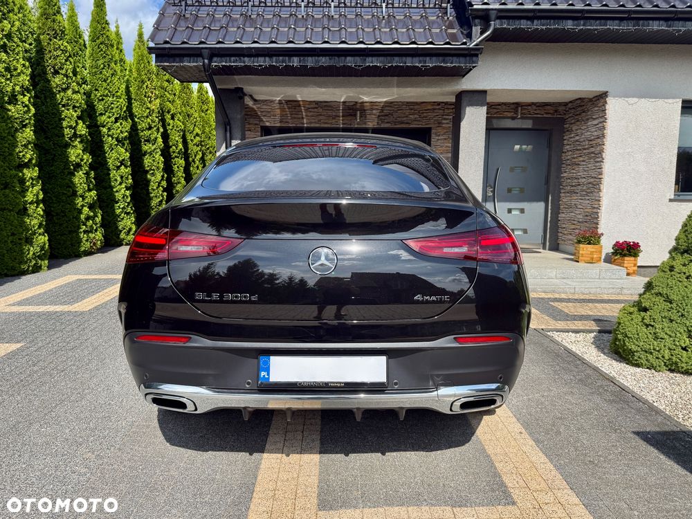 Mercedes-Benz GLE 300 d 4-Matic Premium Plus - 5