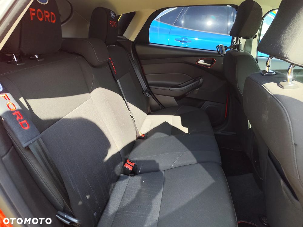 Ford Focus - 14