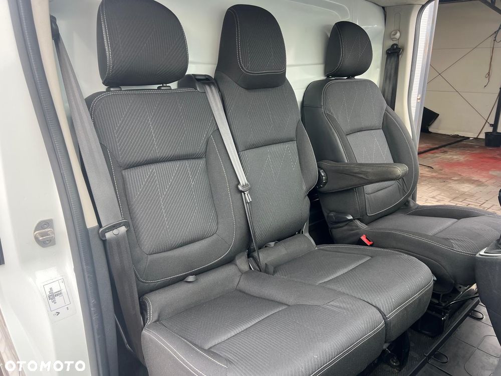 Renault Trafic - 18