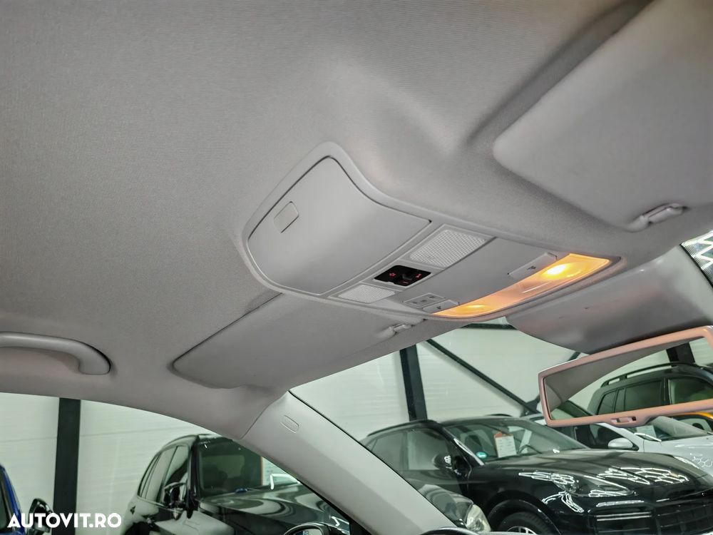 Volkswagen Tiguan 2.0 TDI DPF 4Motion BlueMotion Technology DSG Sport & Style - 27
