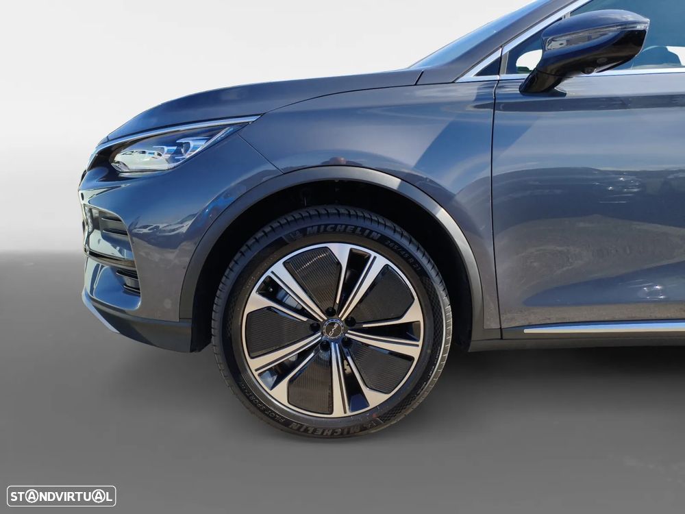 BYD Tang 108.8 kWh AWD Flagship - 9