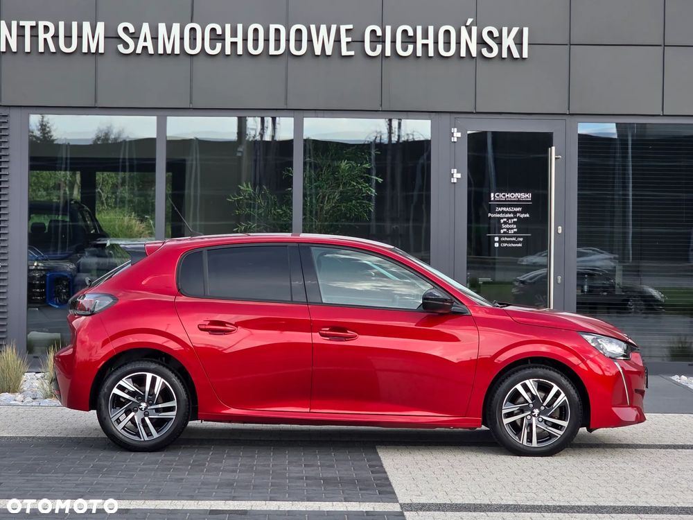 Peugeot 208 - 10