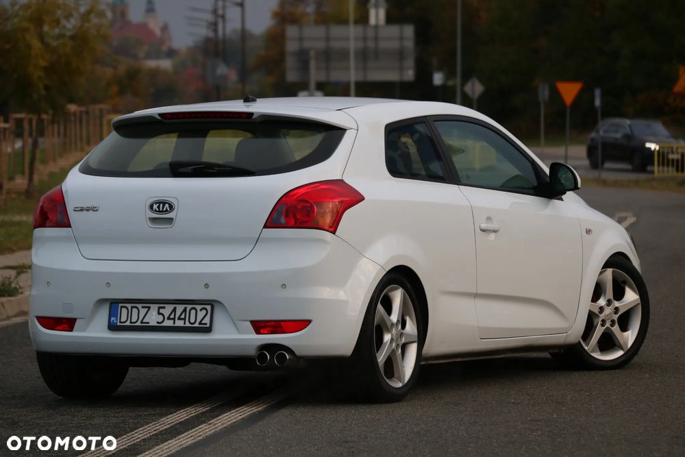 Kia ProCeed 2.0 CVVT TX - 37