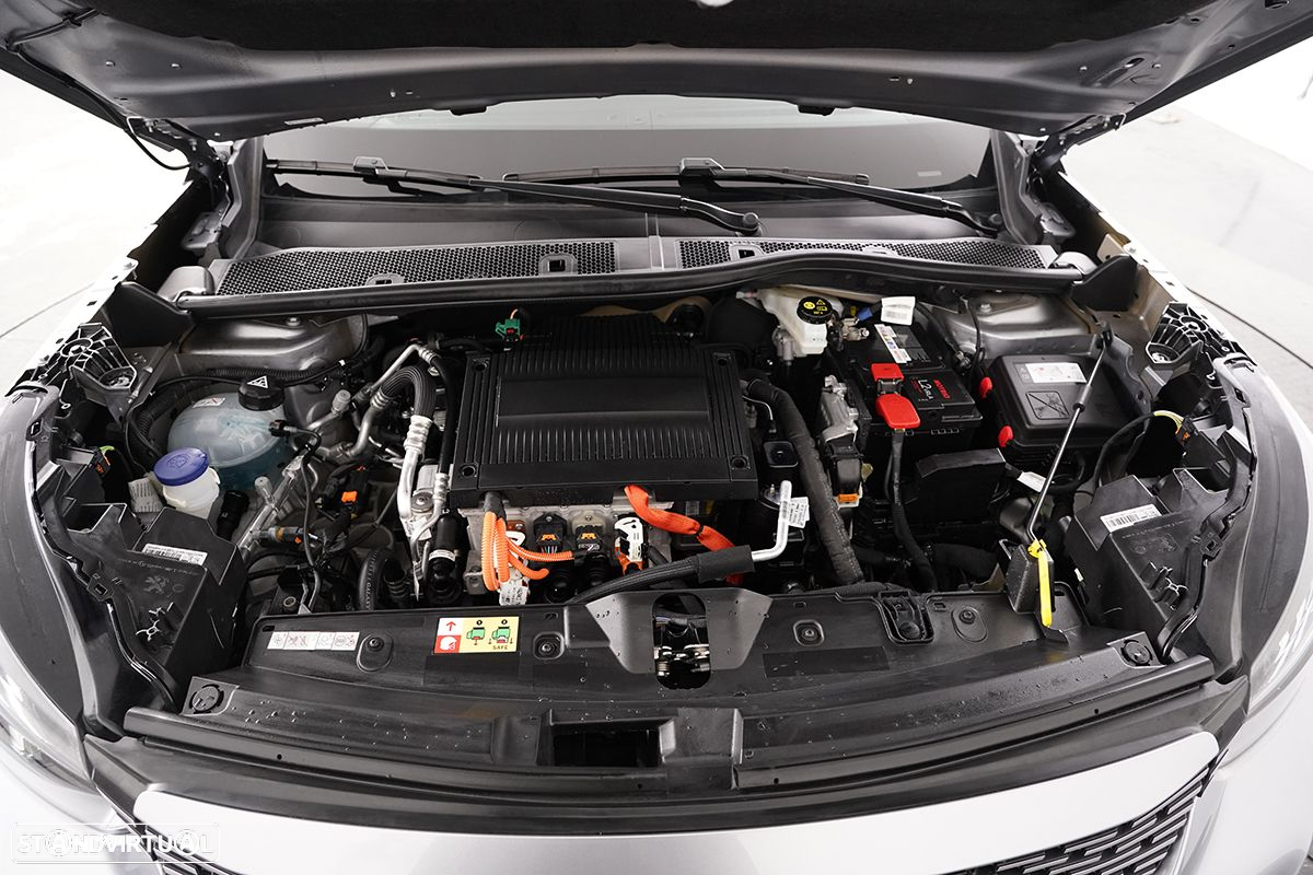 Peugeot e-2008 50 kWh GT - 26