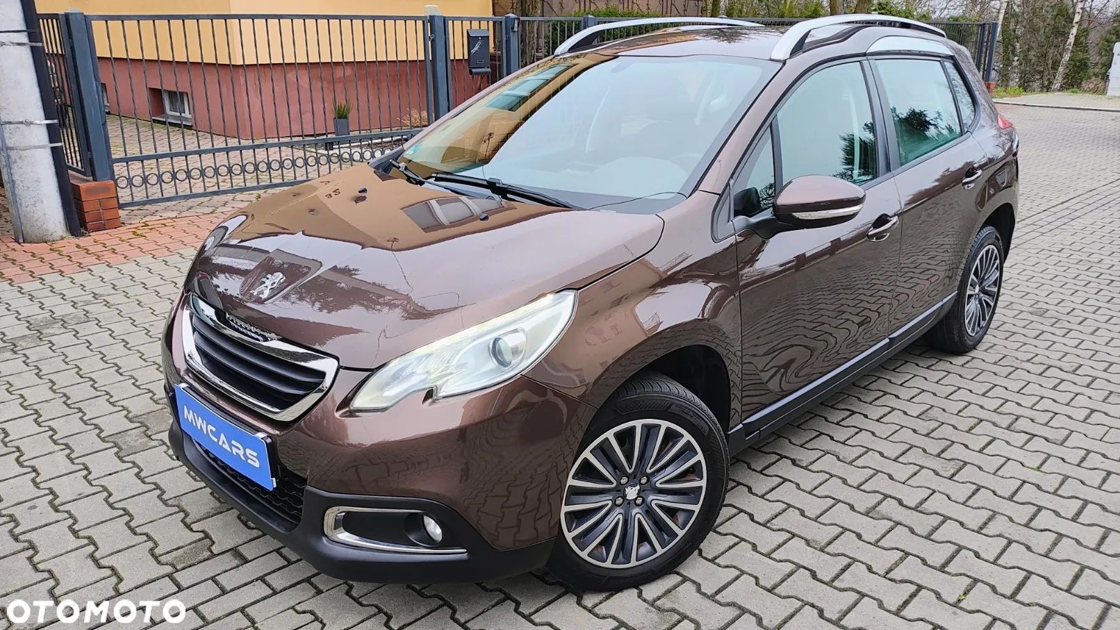 Peugeot 2008 1.6 e-HDi Style S&S - 1