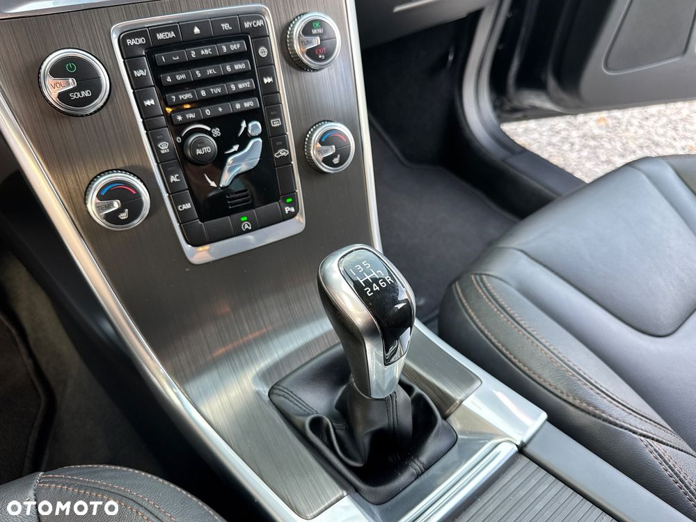 Volvo XC 60 D4 Summum - 33