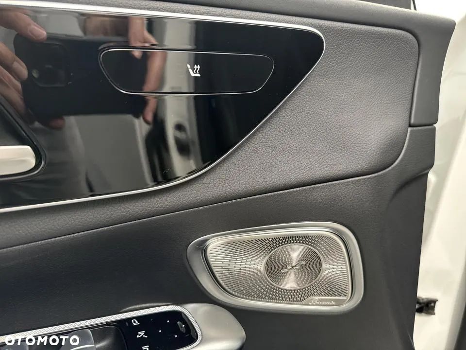 Mercedes-Benz GLC 300 d 4-Matic - 11