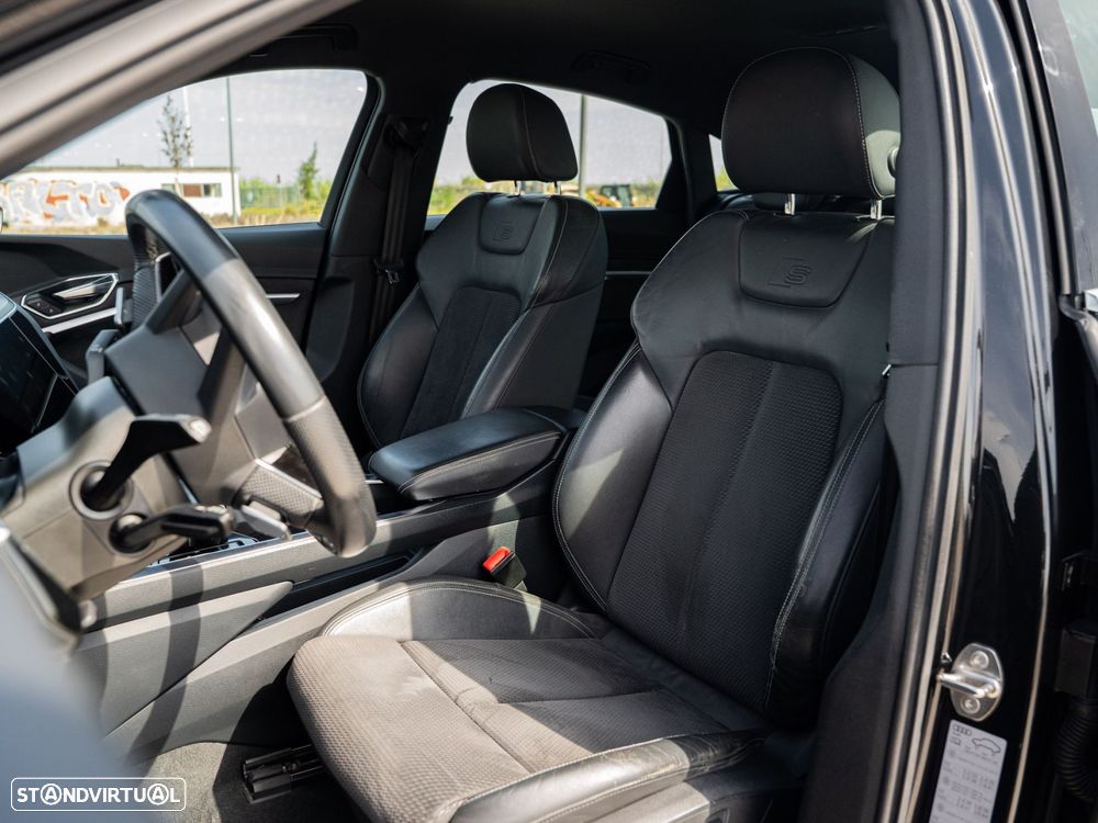 Audi e-tron 55 quattro S line - 28