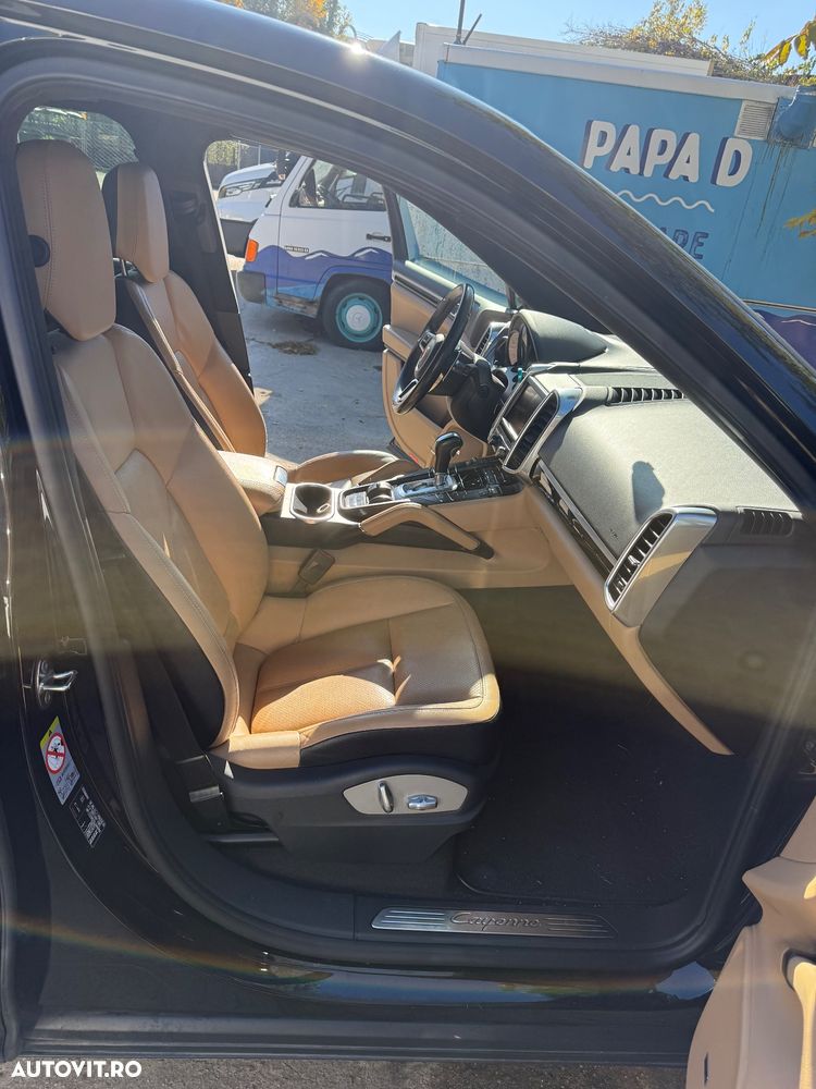 Porsche Cayenne Tiptronic S - 32