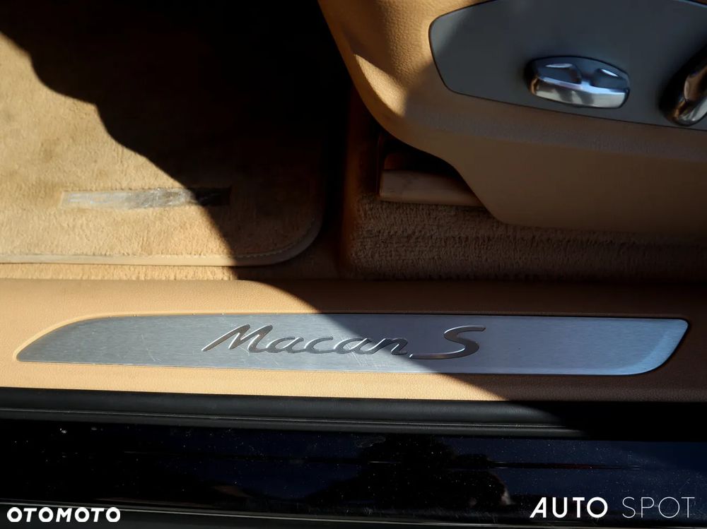 Porsche Macan S - 21