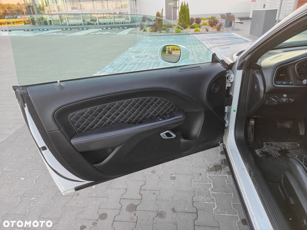 Dodge Challenger Automatik R/T Plus - 17