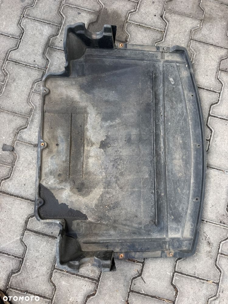 Osłona pod silnik bmw e46 idealna !!! Nie popękana , oryginalna