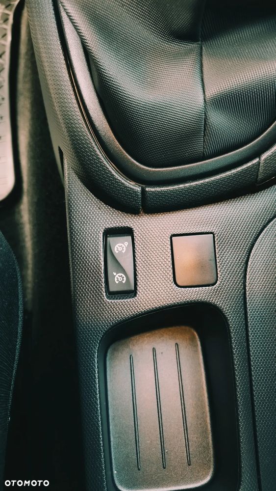 Renault Clio - 15