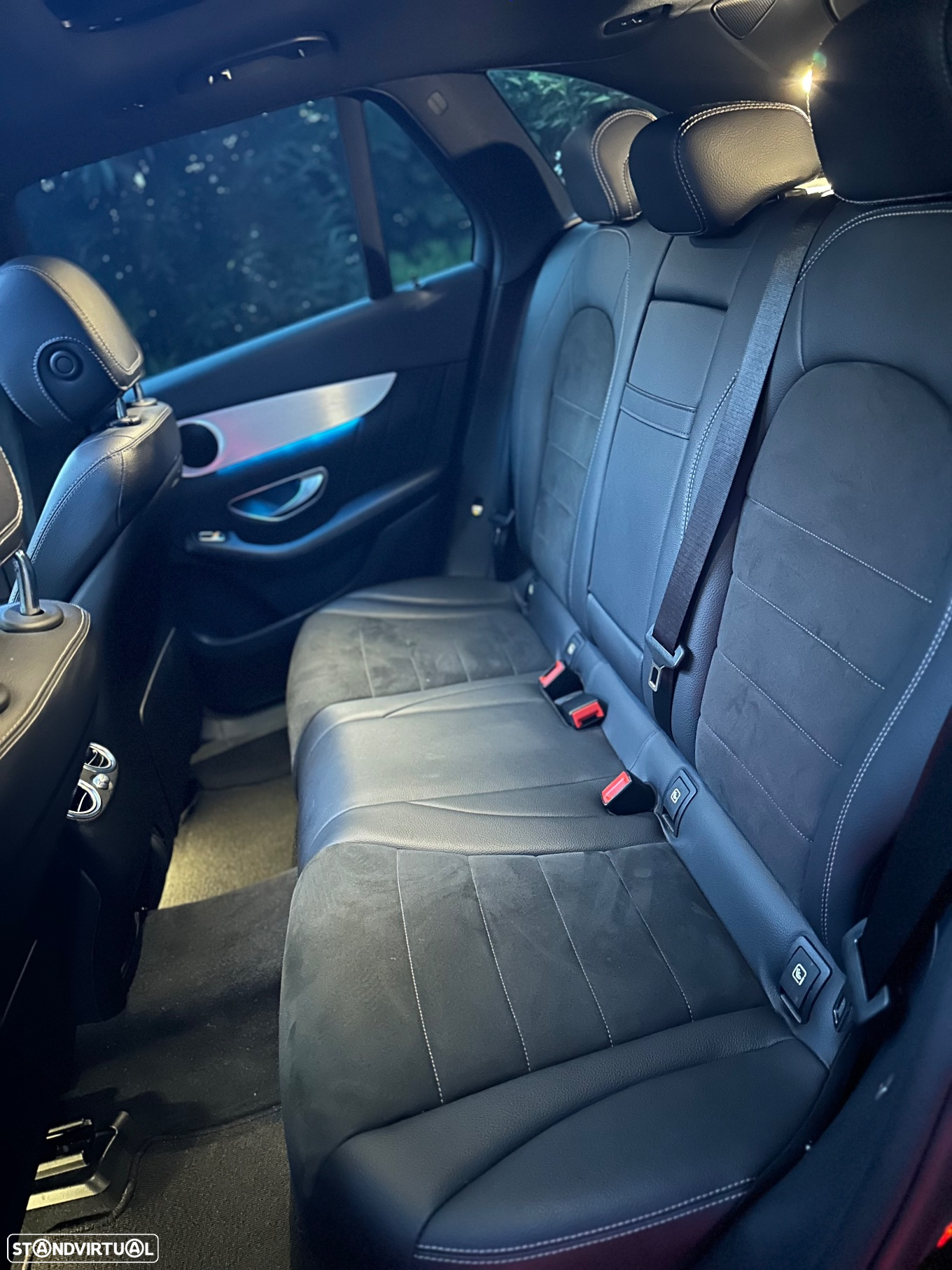 Mercedes-Benz GLC 220 d 4Matic 9G-TRONIC AMG Line - 17