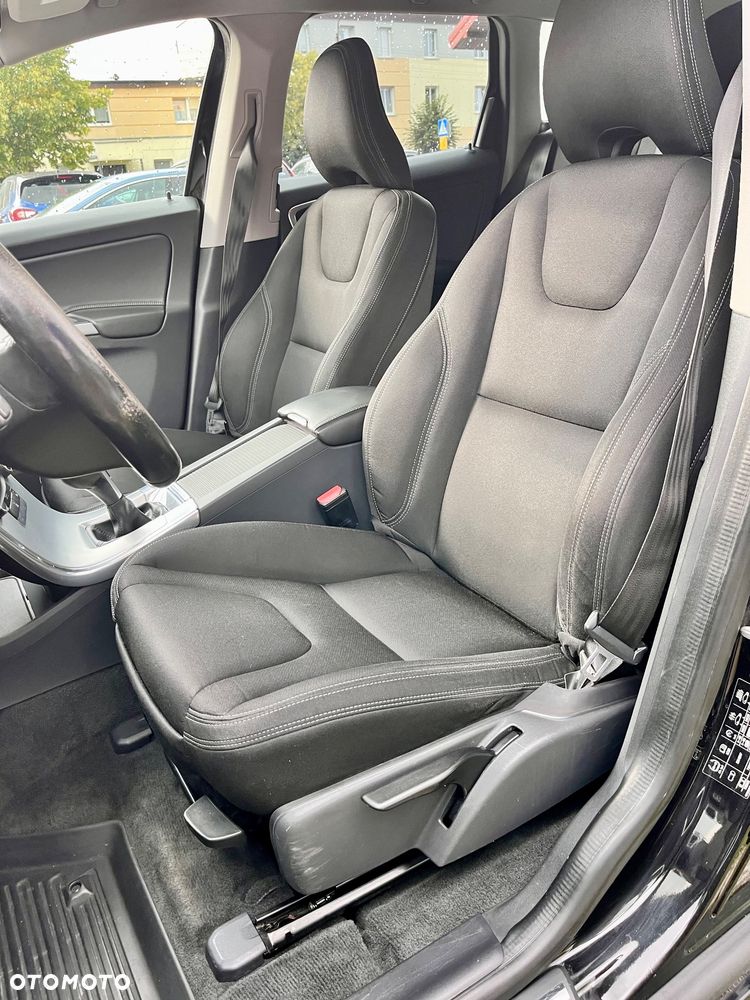 Volvo XC 60 D3 Inscription - 18