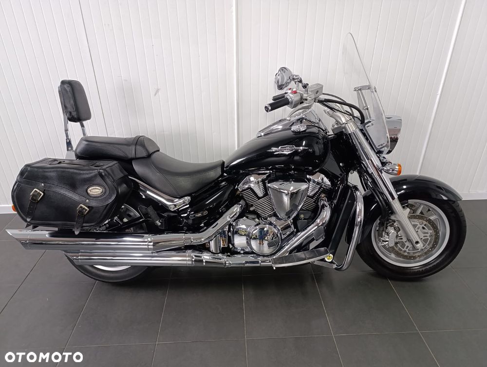 Suzuki Intruder - 2