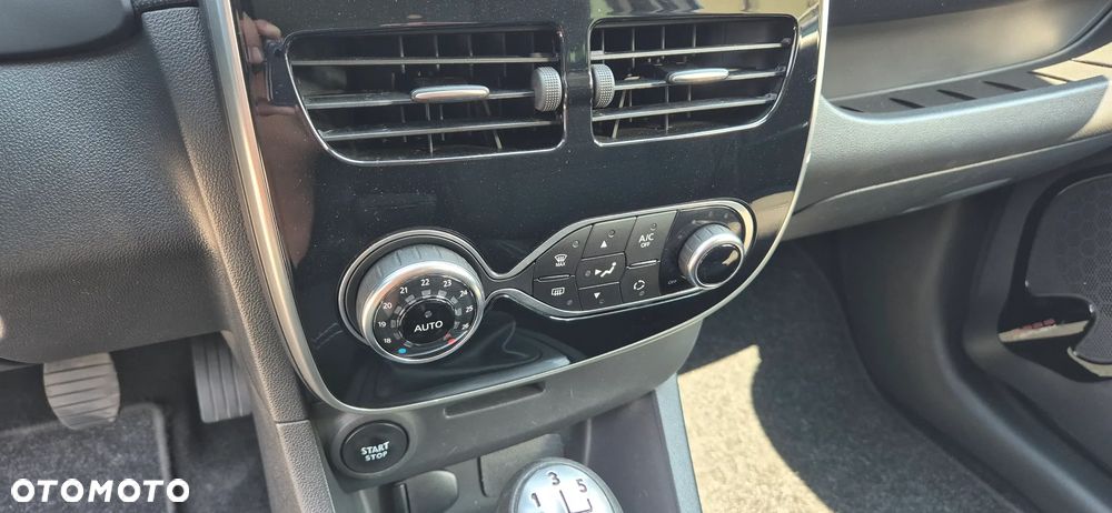 Renault Clio TCe 90 Limited - 14