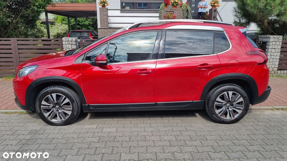 Peugeot 2008 1.2 Pure Tech GPF Allure S&S EAT6 - 7