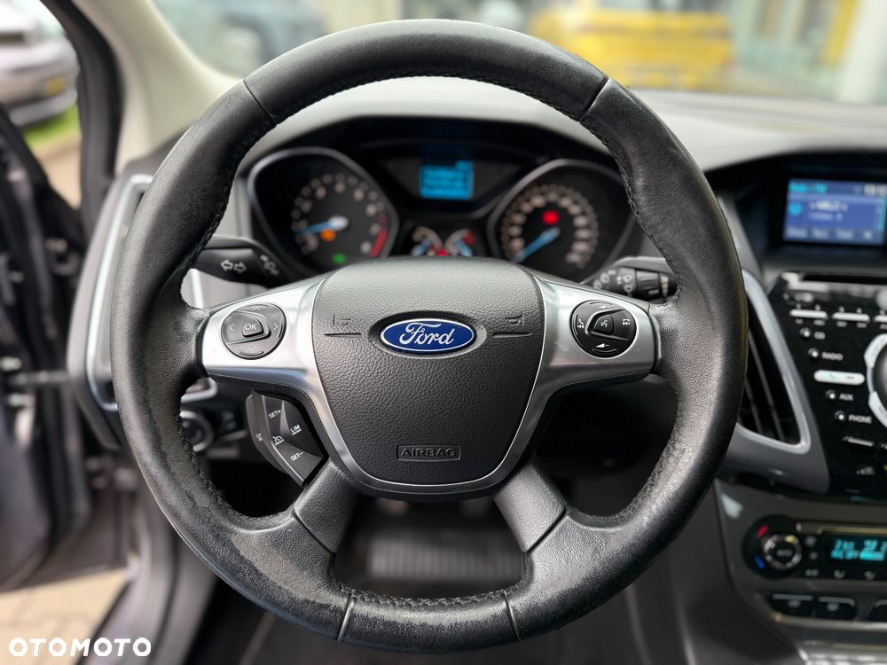 Ford Focus 1.6 EcoBoost Titanium - 16
