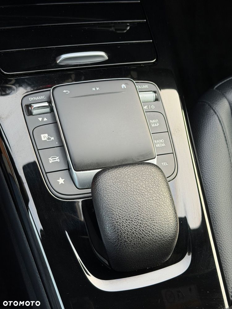Mercedes-Benz Klasa A 180 d Style 8G-DCT - 37
