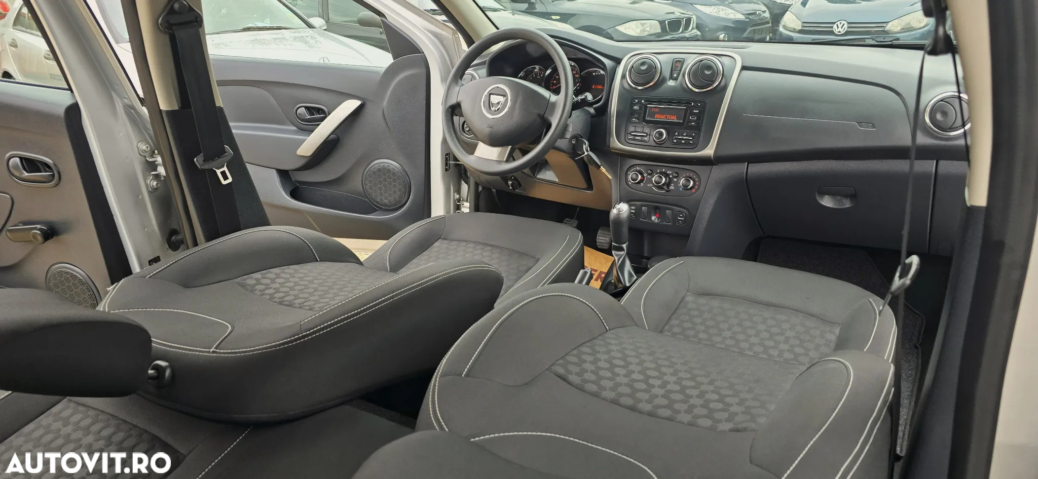 Dacia Sandero 1.2 75CP Laureate - 15