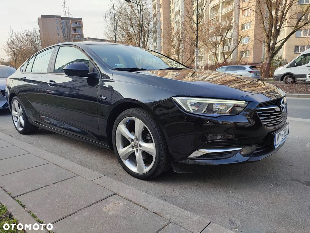 Opel Insignia 1.5 T Enjoy S&S - 12