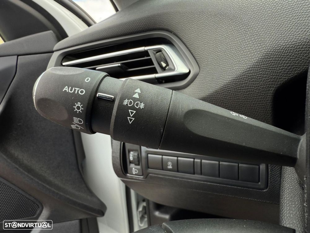 Peugeot 308 1.5 BlueHDi Style J17 - 11