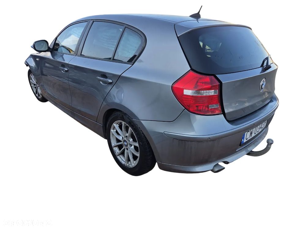 BMW Seria 1 E87 2009 Silnik 2.0D (N47D20C) 143 KM (105 kW) A52/7 Na części silnik, klapa, drzwi, lampa - 4