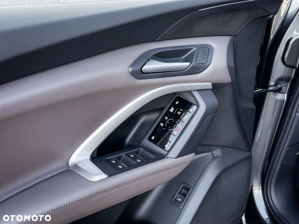 Audi Q5 Sportback - 15