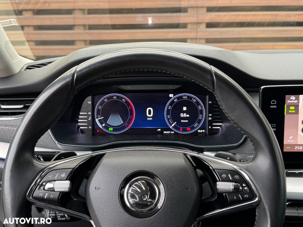 Skoda Octavia Combi 2.0 TDI DSG First Edition - 37