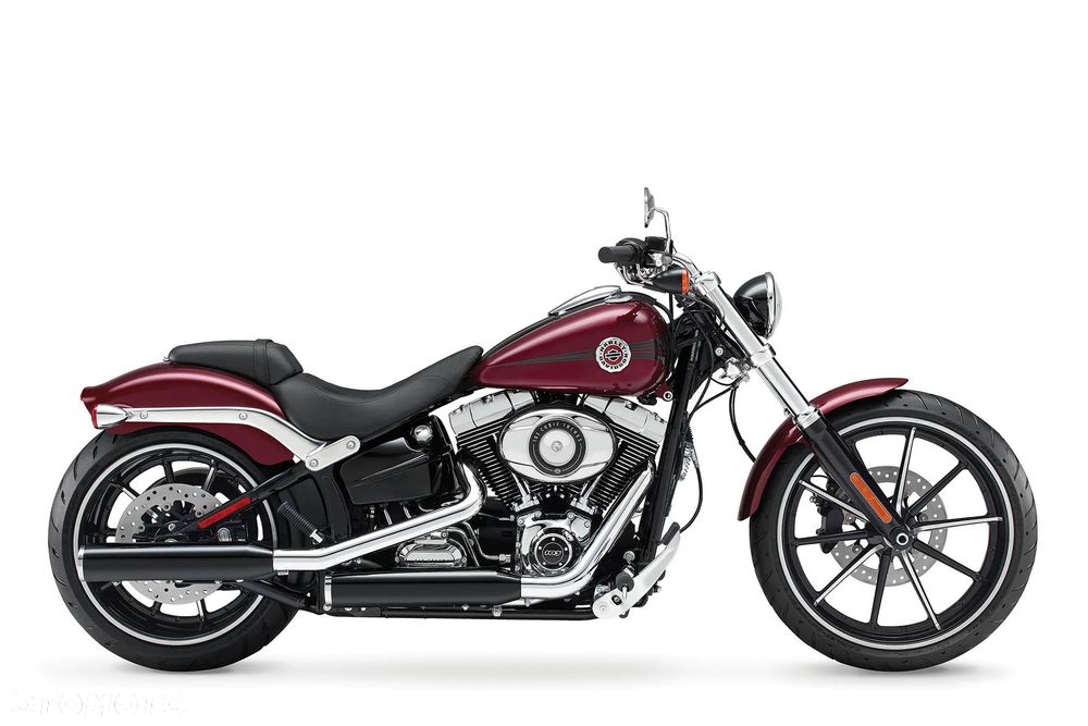 Harley-Davidson Softail Breakout - 32