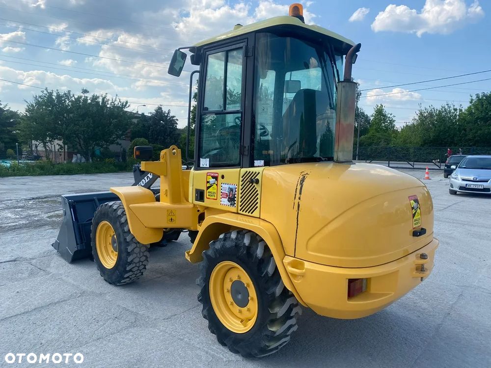 Volvo L30B Szczęka / Widły / Szybkozłącze - 3
