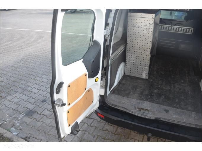 Ford Transit Connect - 24