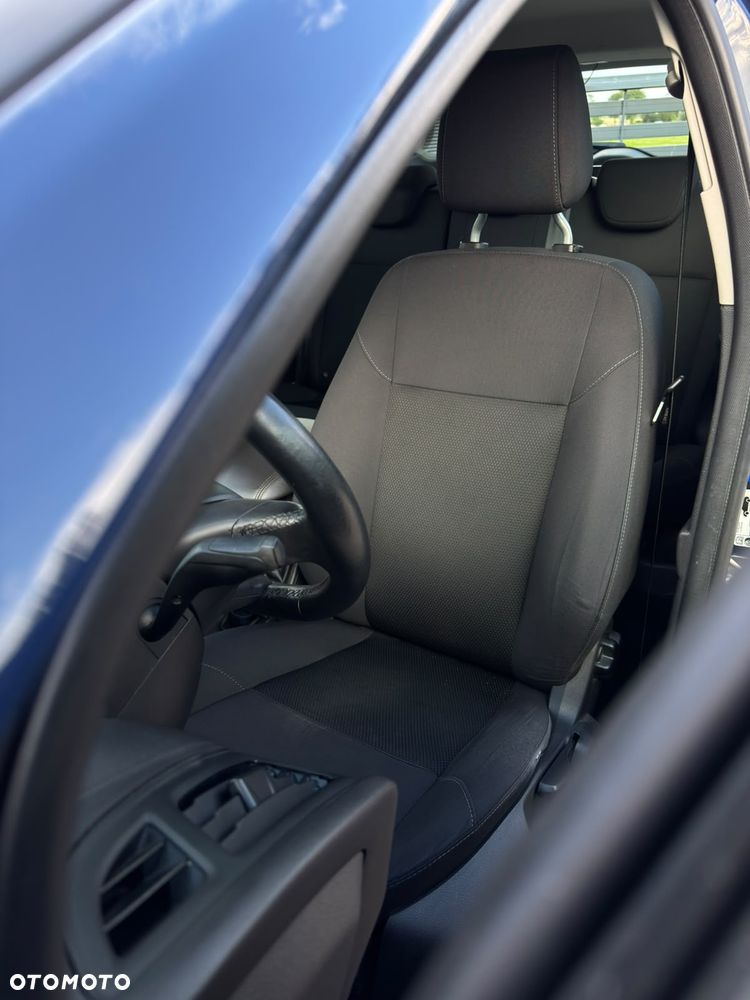 Ford Focus 1.5 TDCi SYNC Edition - 16
