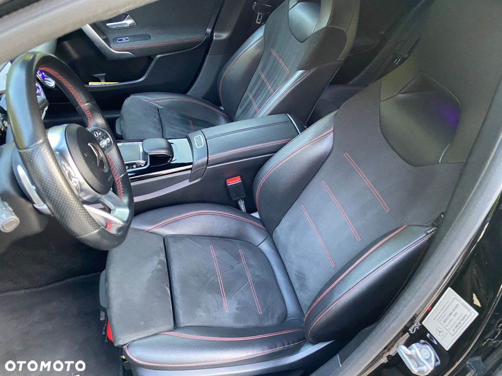 Mercedes-Benz Klasa A 250 Edycja specjalna 7G-DCT - 29