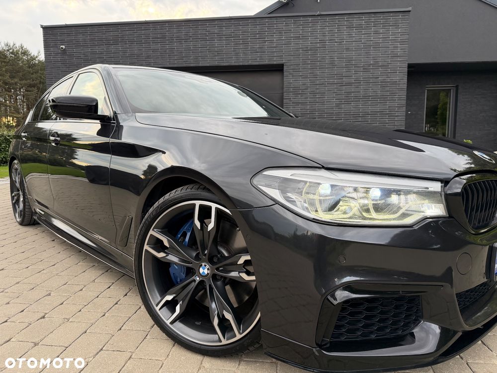 BMW Seria 5 M550i xDrive - 1