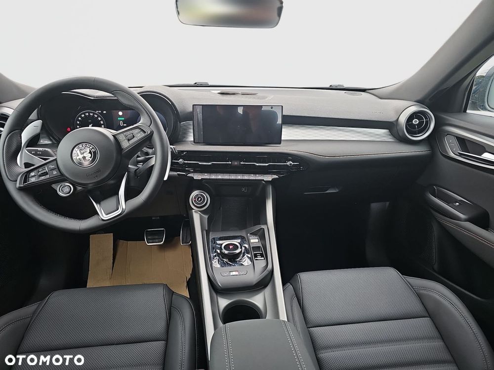 Alfa Romeo Tonale - 10