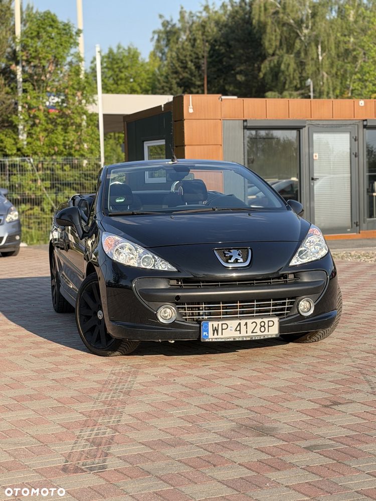 Peugeot 207 CC - 2