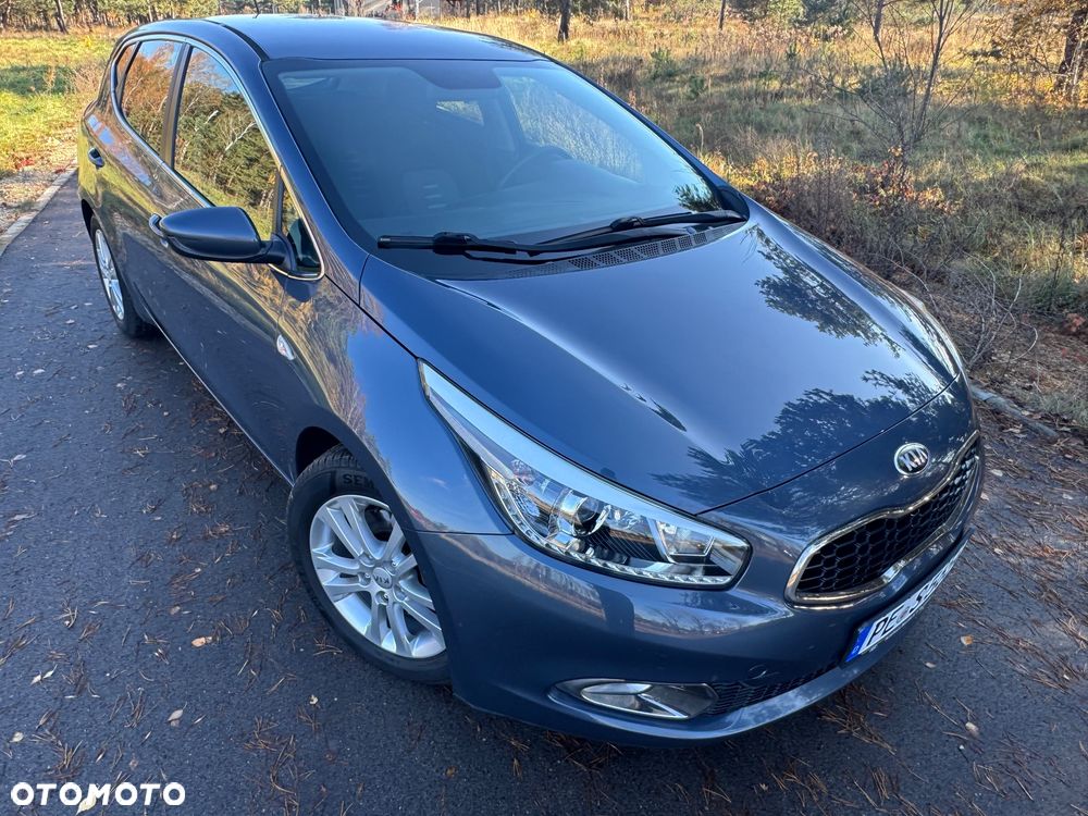 Kia Ceed Cee'd 1.6 CRDi Business Line - 2