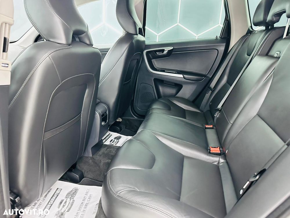 Volvo XC 60 D3 Summum - 16