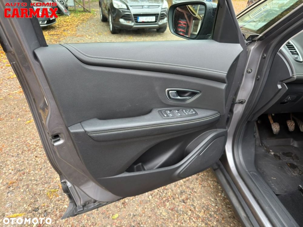 Renault Scenic - 11