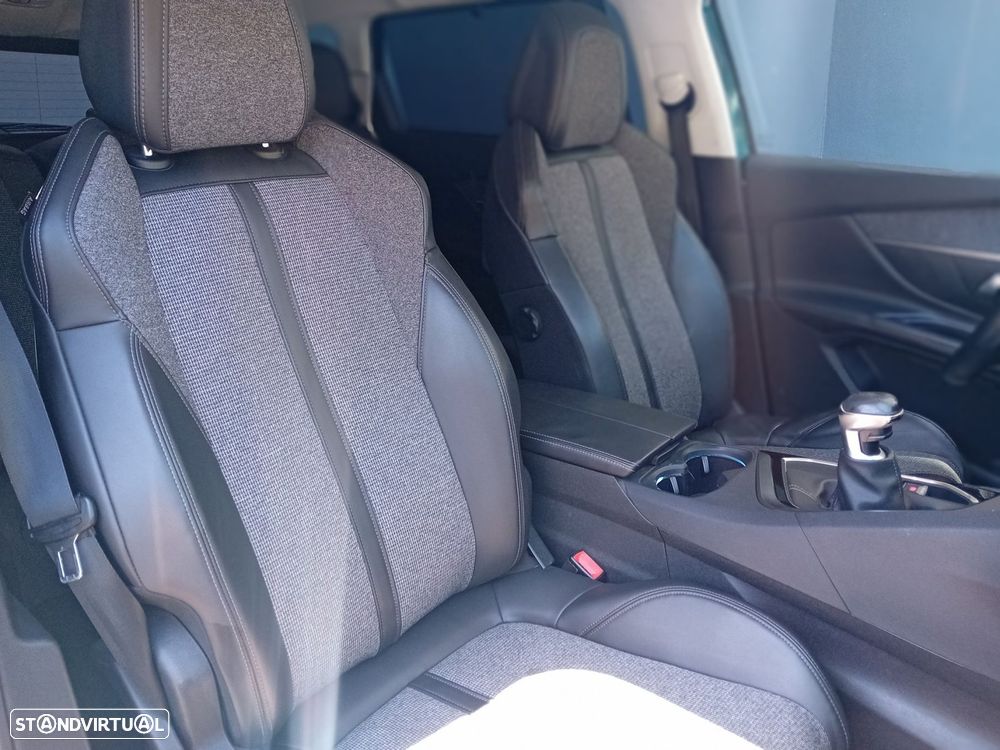 Peugeot 5008 1.2 PureTech Allure - 11