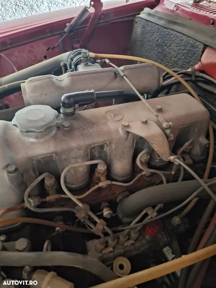 Mercedes-Benz W115 - 7